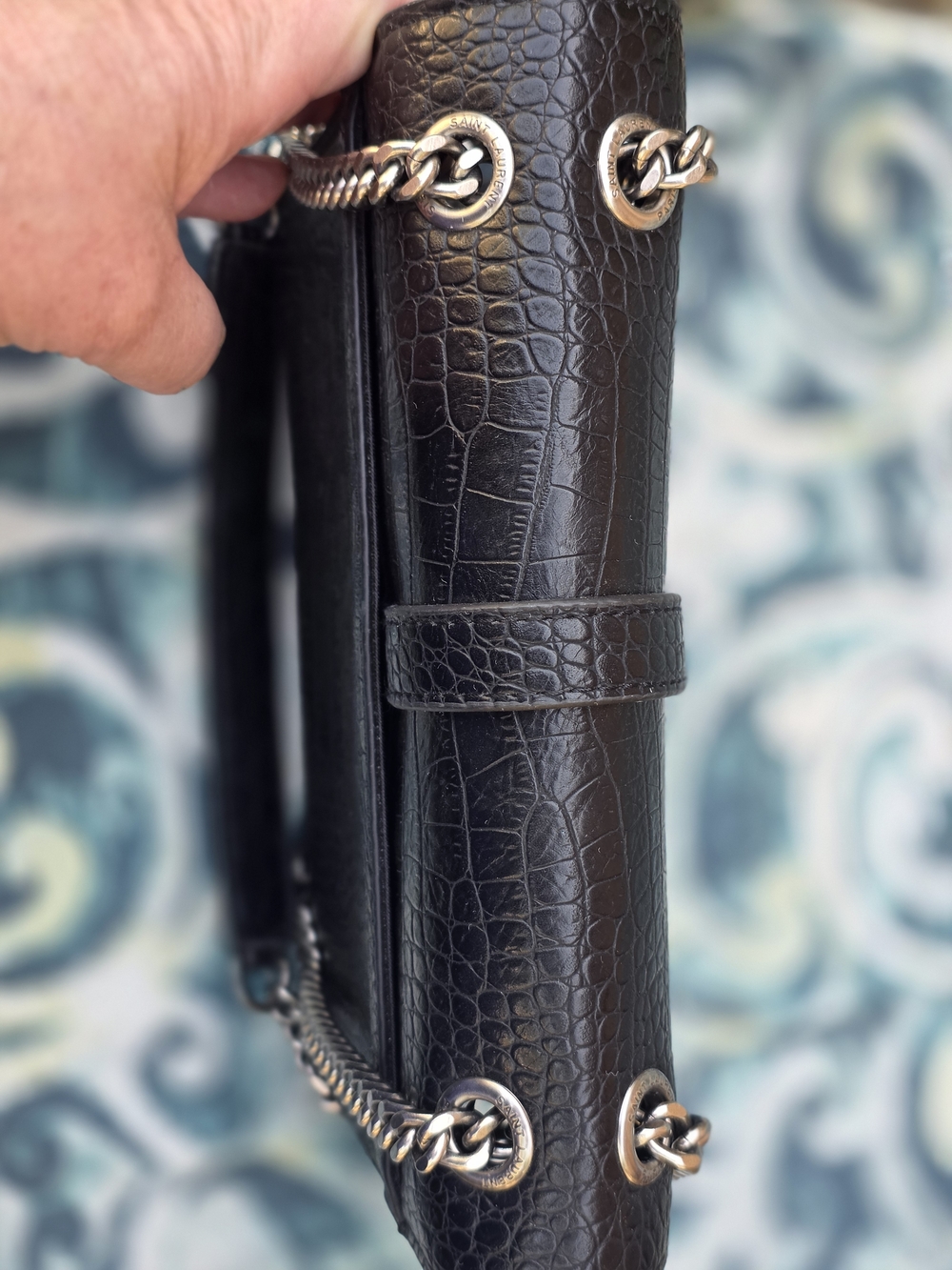 Saint Laurent Inspired Black Croc-Embossed Chain Shoulder Bag - Picture 3 of 14